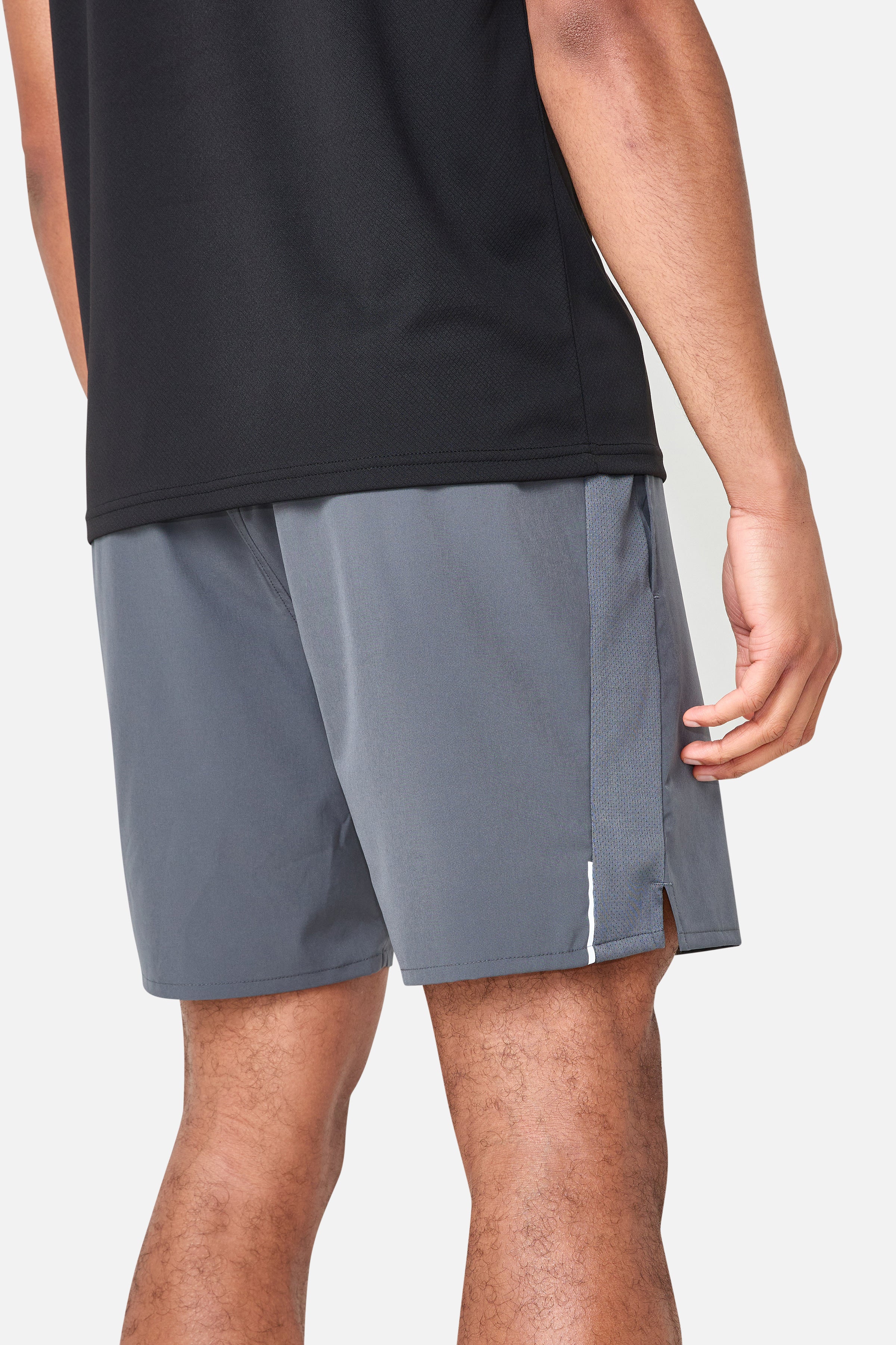 Essentials 2.0 Short - Iron Grey - Image 4