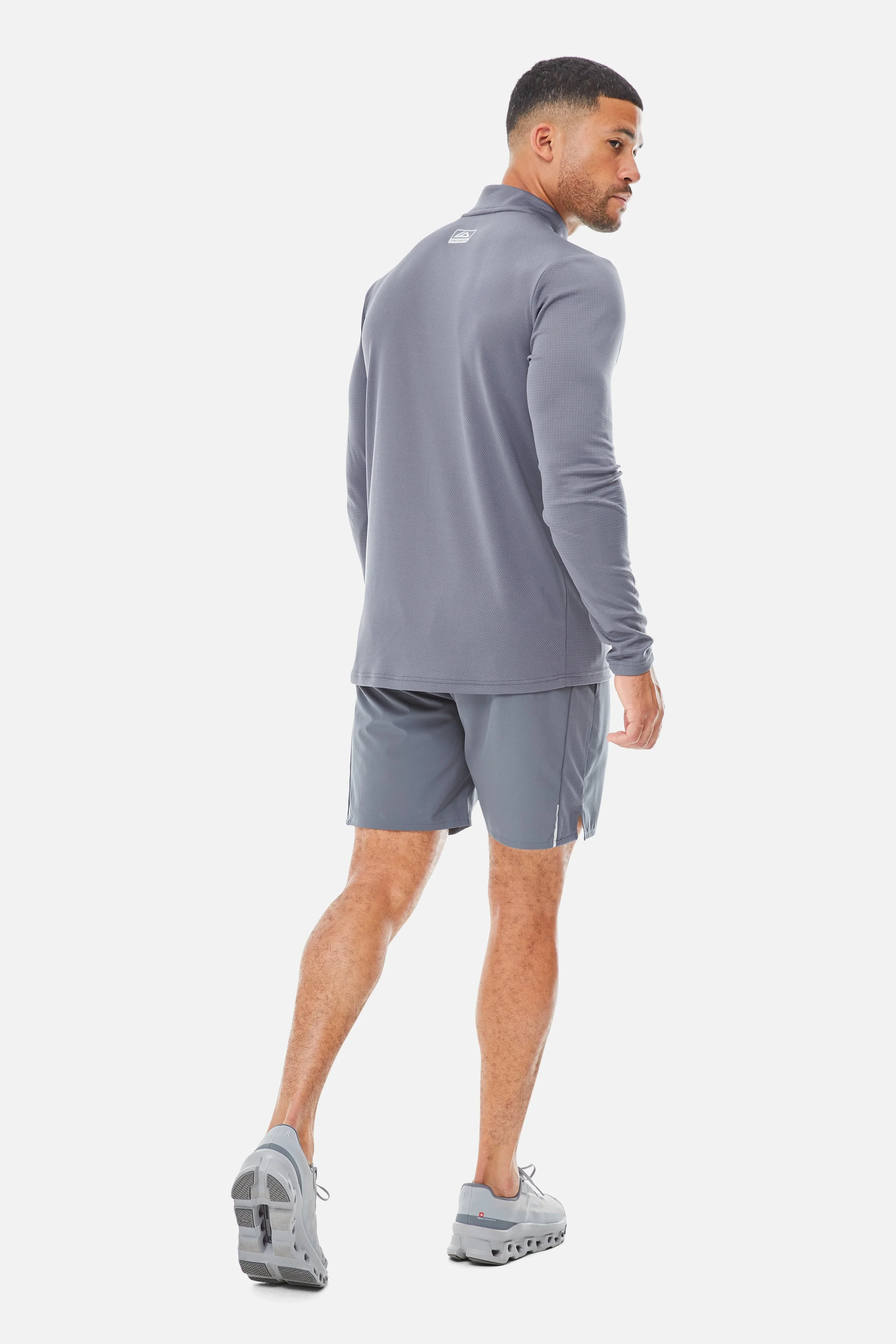Focus 1/4 Zip - Storm Grey - Image 5